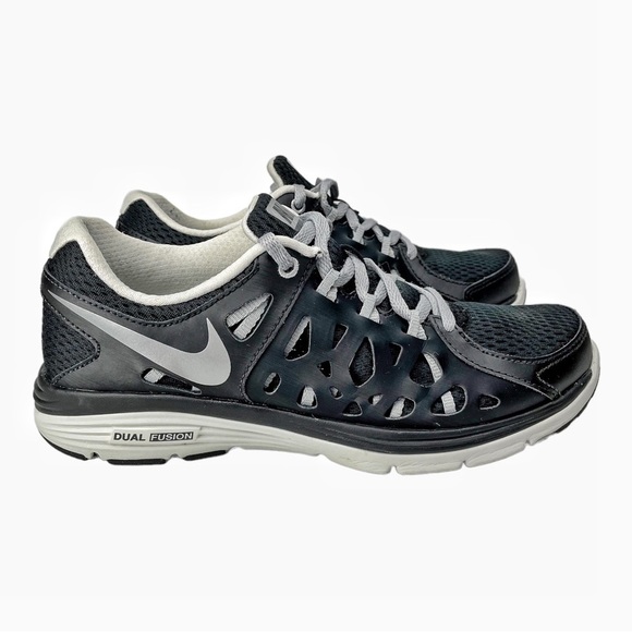 Nike Dual Run 2 Running Shoe Size 7 Black White Great Used Condition - Picture 1 of 13